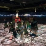 CasaOz - bambini che sorridono in visita al Museo dell'Automobile